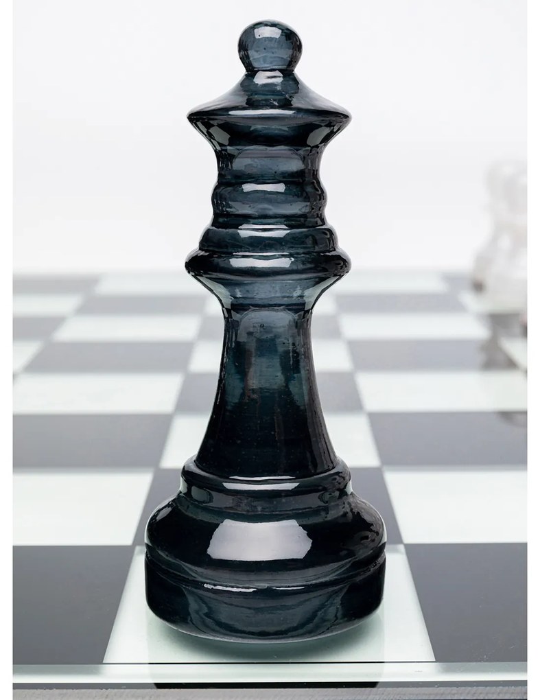 Chess dekorácia bielo-čierna