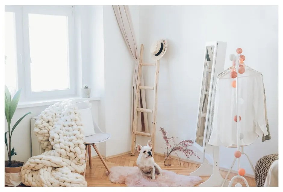 Biela svetelná reťaz s LED žiarovkami Bonami Essentials, 30 svetiel