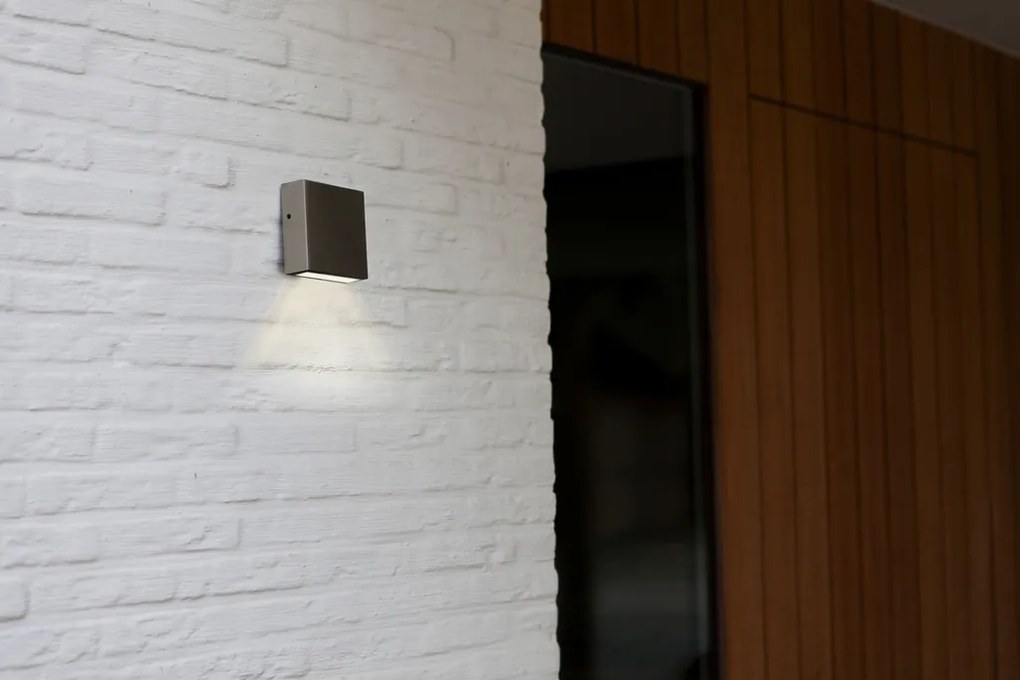 LUTEC Vonkajšie nástenné LED svietidlo GEMINI XF, 9,5 W, teplá biela, štvorcový tvar, nerezová oceľ, IP54
