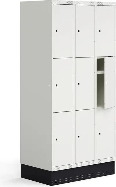 Šatňová skrinka ROZ, 3 sekcie, 9 dverí, so soklom, 1890x900x550 mm, biela