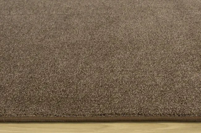 Metrážny koberec Dragon Termo 11431 hnedý