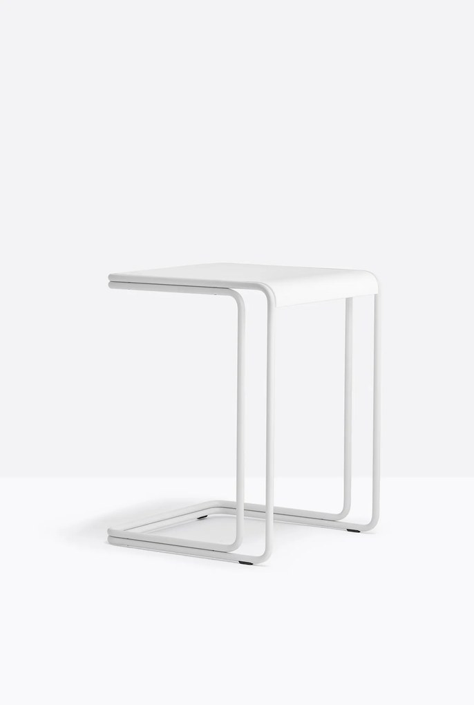 SIDE-TABLE 5900