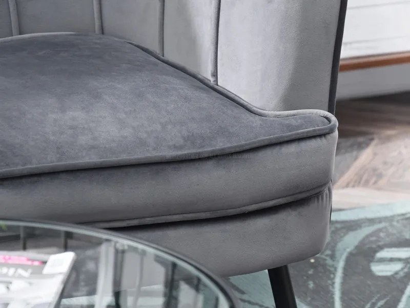 Pohovka Etimee S (sivá + čierna). Akcia -20%. Vlastná spoľahlivá doprava až k Vám domov. 1111398