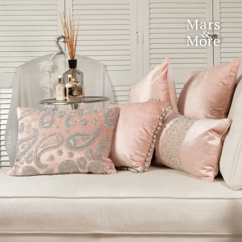 Ružový zamatový vankúš s ornamentmi Paisley - 45*15*35cm