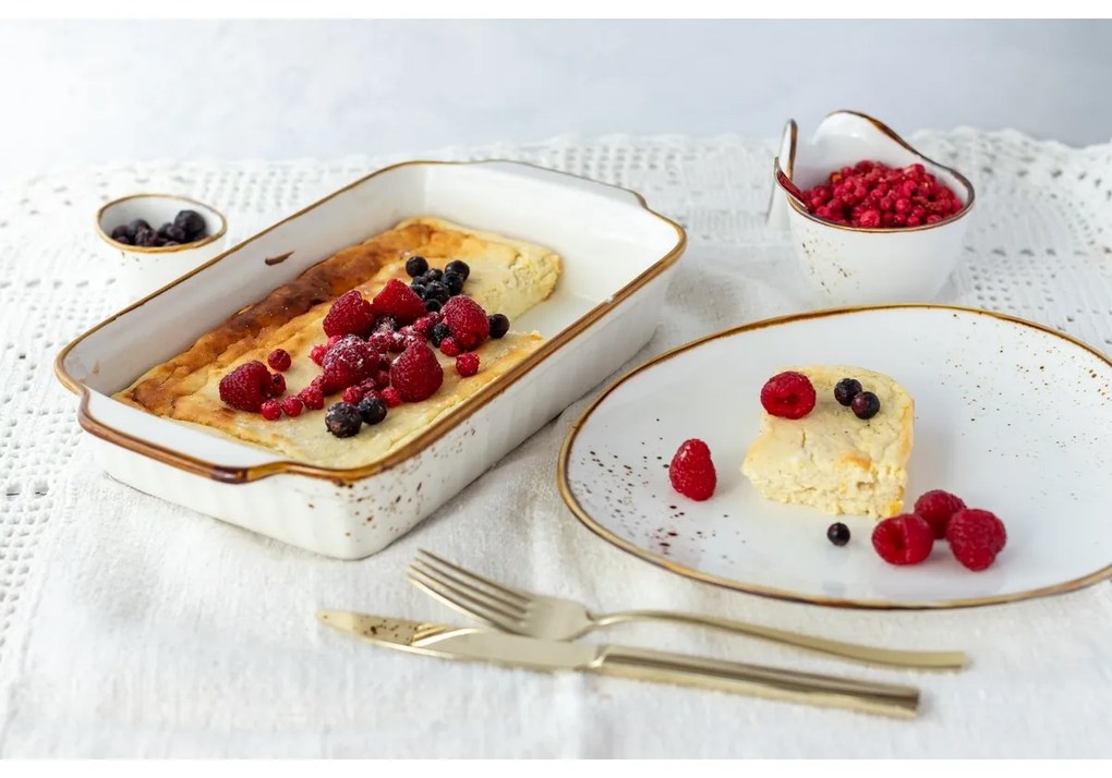 Mäser Zapekacia misa Pintar White hnedé bodky 30 x 18,6 cm, M