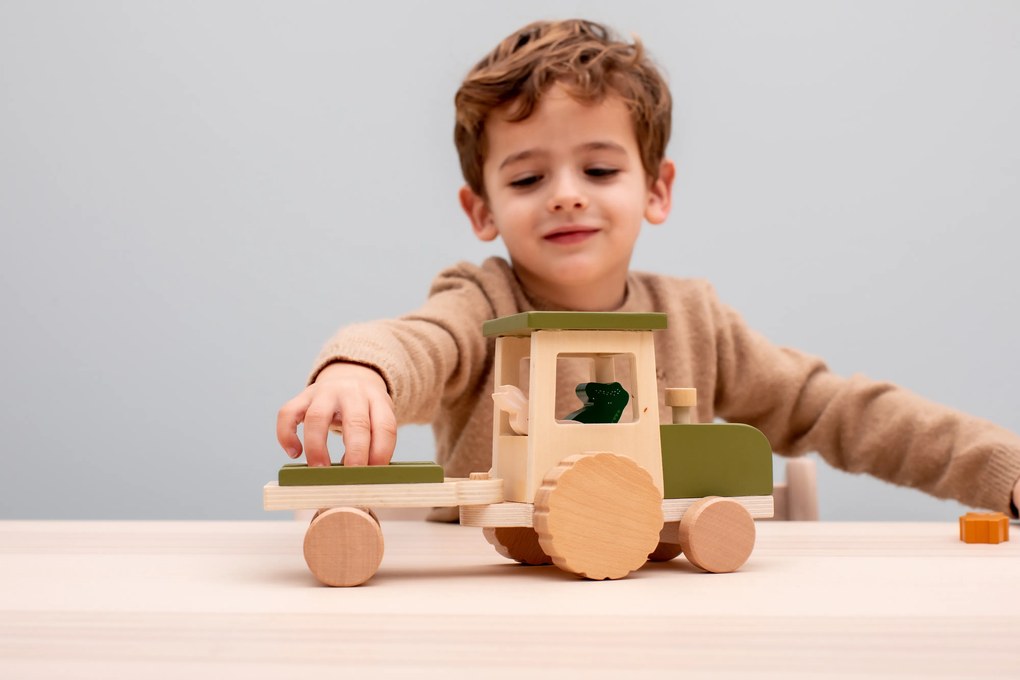 Trixie Drevený traktor s valníkom