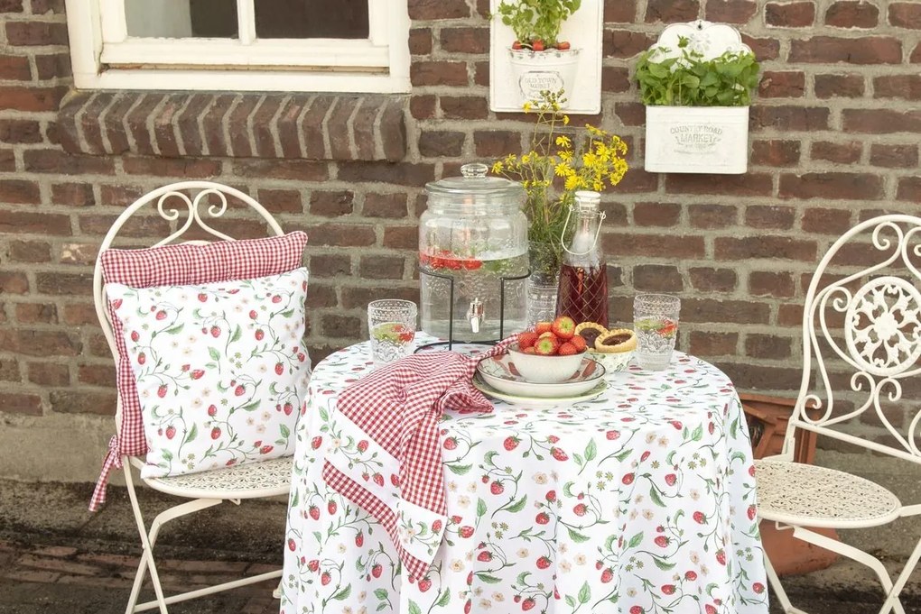 Červeno-biela kockovaná utierka s motívom lesných jahôd Wild Strawberries - 50 * 70 cm