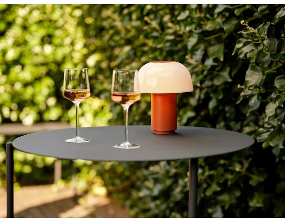 Čierny kovový okrúhly jedálenský stôl ø 70 cm Disc – Zone