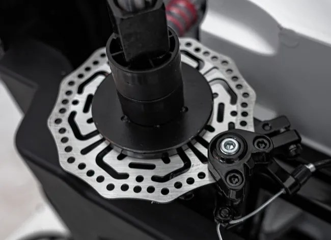 Elektrické autíčko Lamborghini Revuelto XL STRONG červené