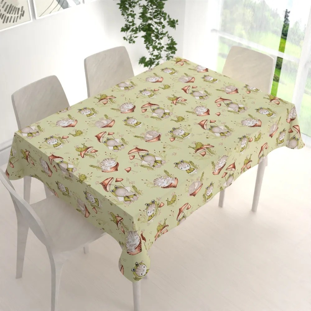 Biante Detský bavlnený obdĺžnikový obrus Sandra SA-474 Žabky a zvieratká medzi hubami na zelenom 100x160 cm