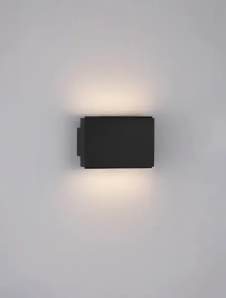 Minimalistické nastenné svietidlo Oti Čierna