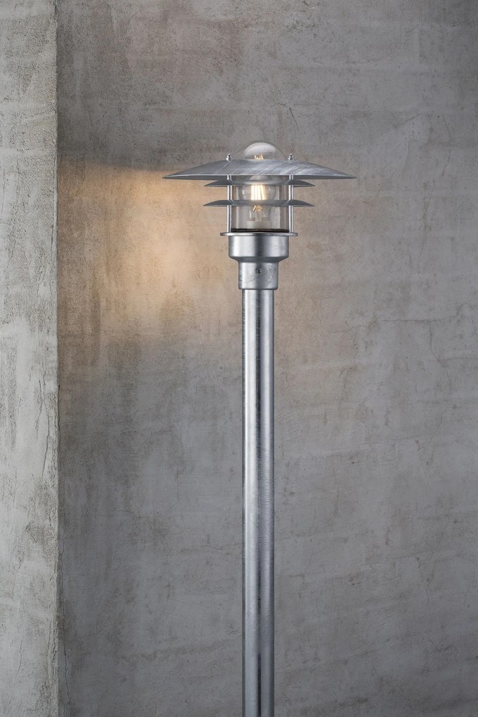 Nordlux Pozinkovaný záhradný stĺpik Lønstrup 32 pre žiarovku E27 116cm 71428031