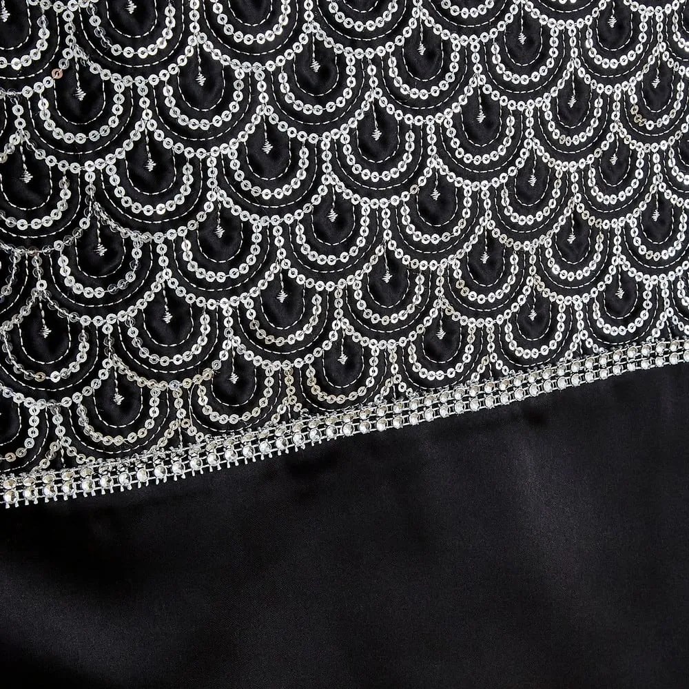 Behúň na stôl z mikrosaténu 32x220 cm Deco Sequin – Catherine Lansfield