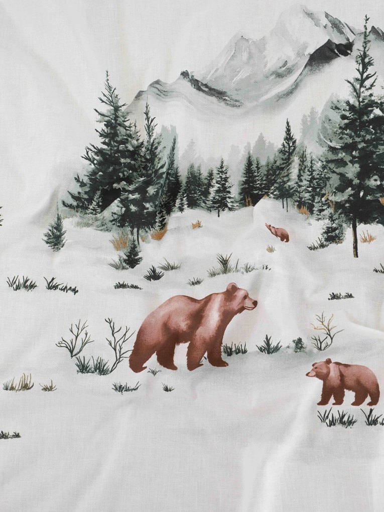 Vianočná bavlnená obliečka na vankúš Renforcé 40 × 60 cm – Medvede v zime