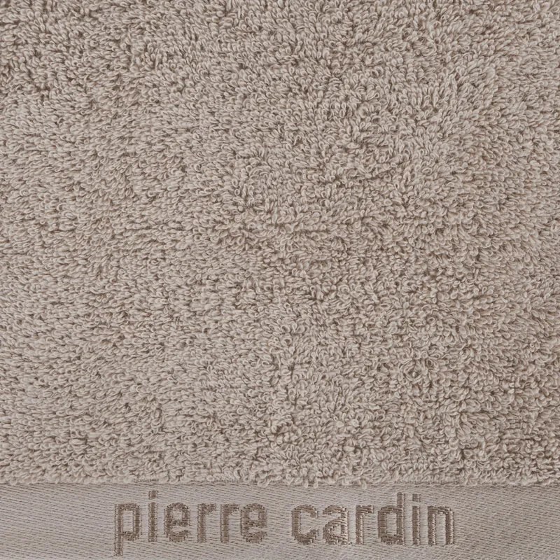 Dekorstudio Bavlnený uterák PIERRE CARDIN - tmavobéžový Rozmer uteráku: 50x90cm