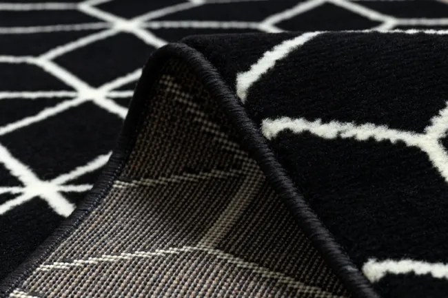 Behúň BCF BASE Cube 3956 čierny / slonia kosť