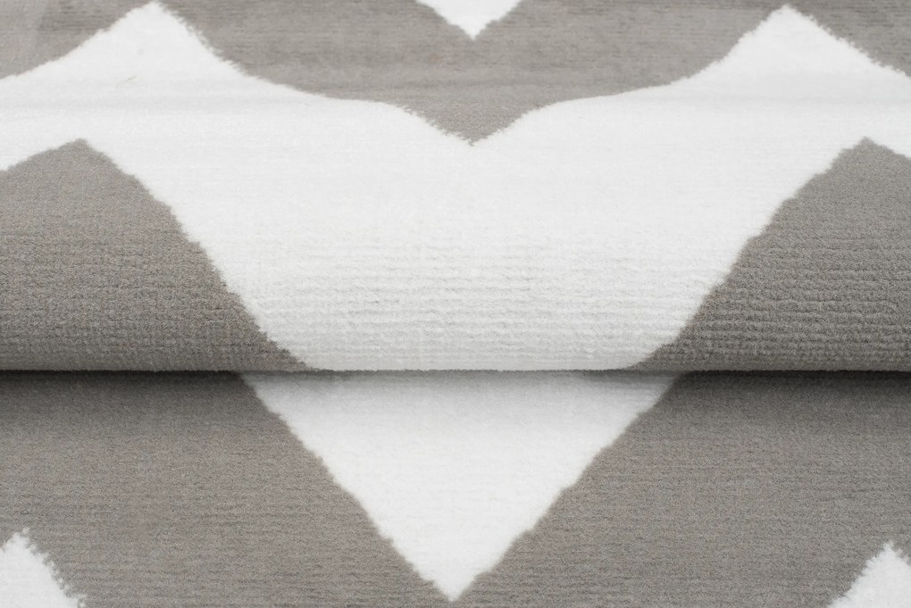 TA Koberec C437A SVETLO SIVÁ/BIELA BALI PP Rozmer: 250x350 cm