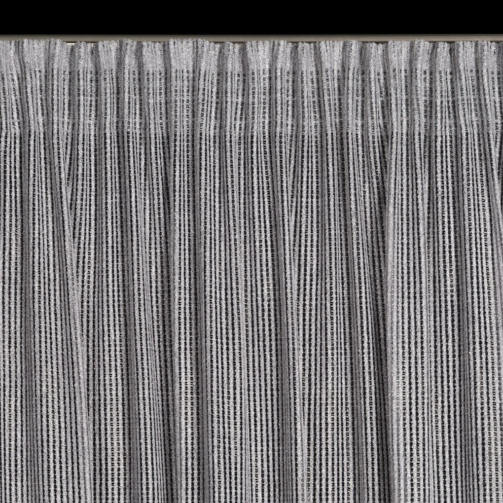 ZÁVES NA PÁSKE REGINA 135X270 CM STRIEBORNÁ