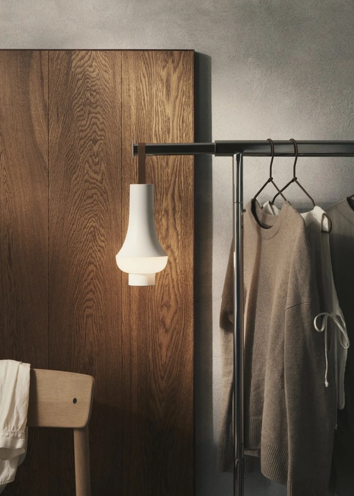 Louis Poulsen Prenosná lampa Tomoshi White