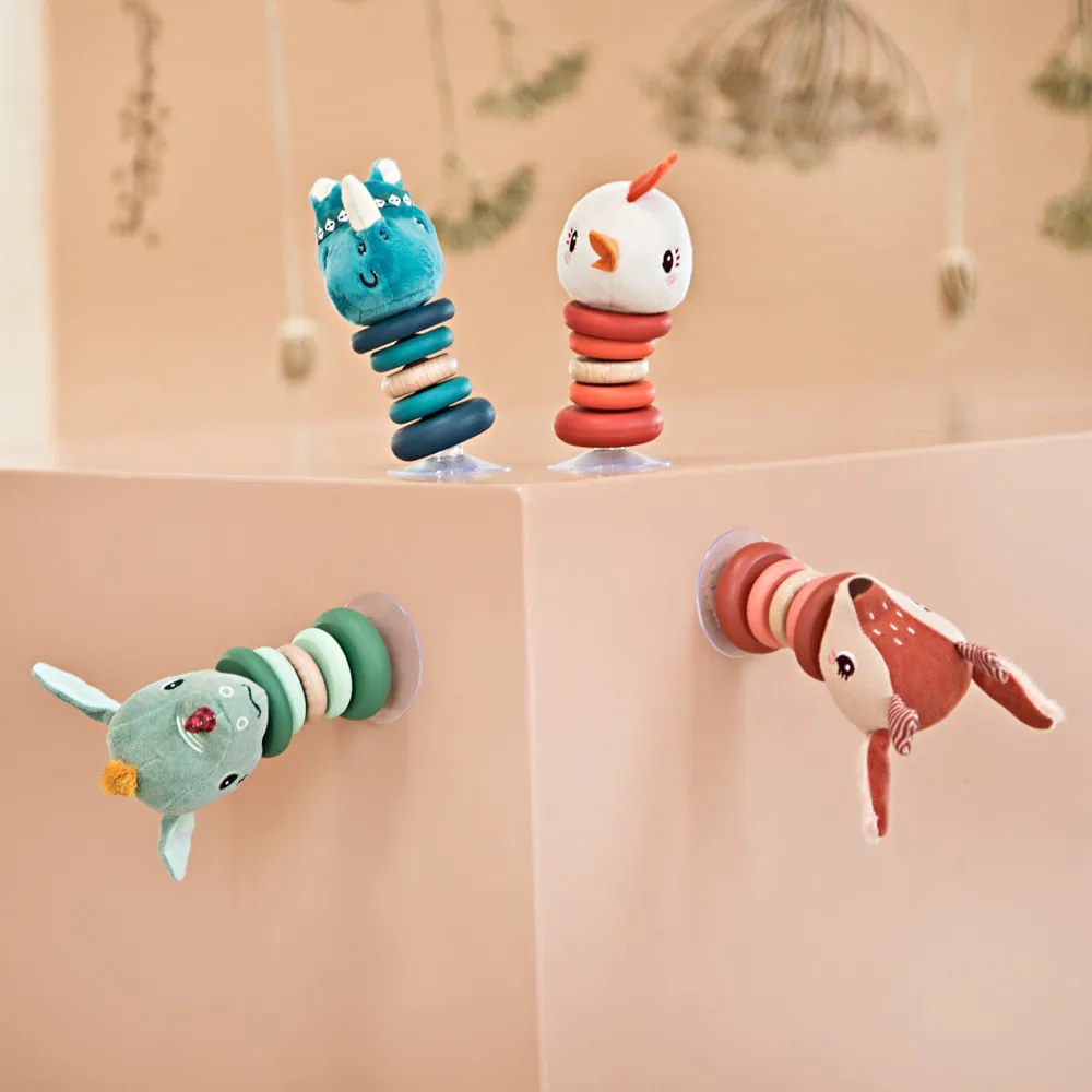 Lilliputiens - hojdacia hrkálka s prísavkou - sliepočka Paulette