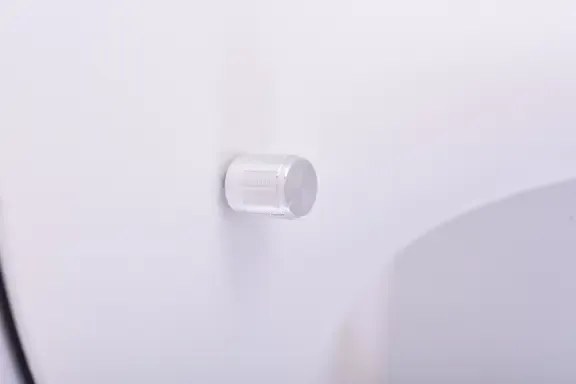 Dizajnová stolová lampa Niang