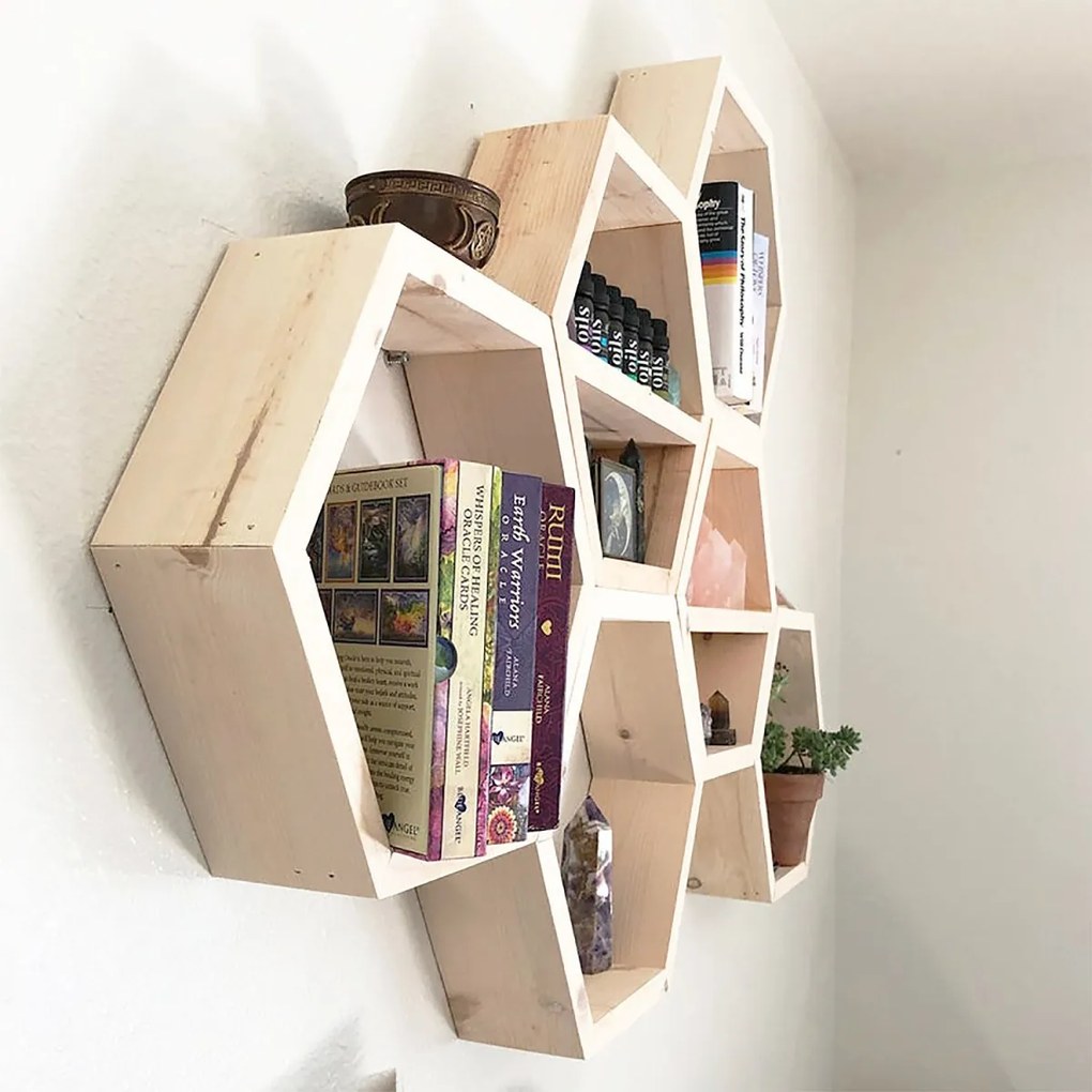 Nástenné poličky Raf plást svetlohnedé