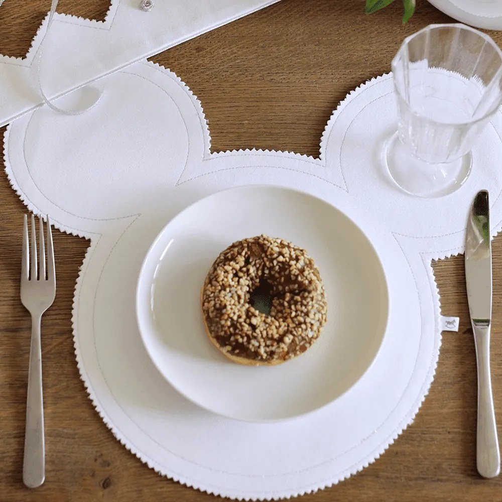 Ľanové prestieranie myška biela so striebrom 39x35cm