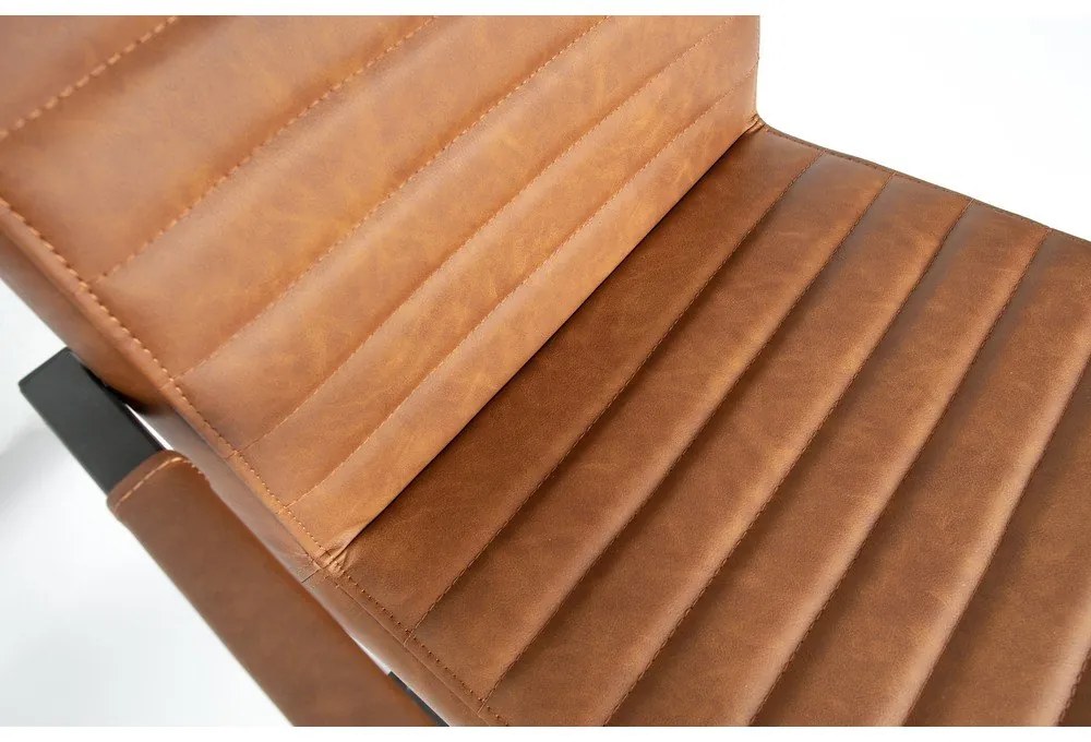 Hnedá jedálenská stolička WOOOD Bas