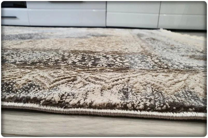 Dekorstudio Moderný koberec LUXESS vzor 20 Sivý Rozmer koberca: 140x190cm