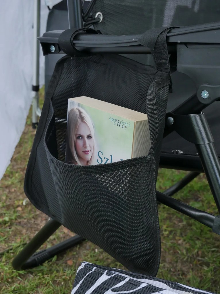 GARDEN LINE Záhradné skladacie ležadlo s podložkou, vreckom a opierkou hlavy LEZ5934 čierne