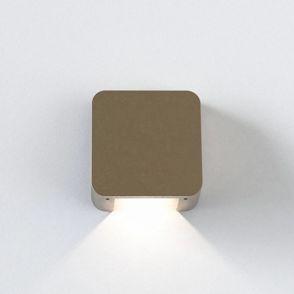 Astro Incline Single vonkajšie nástenné LED mosadz