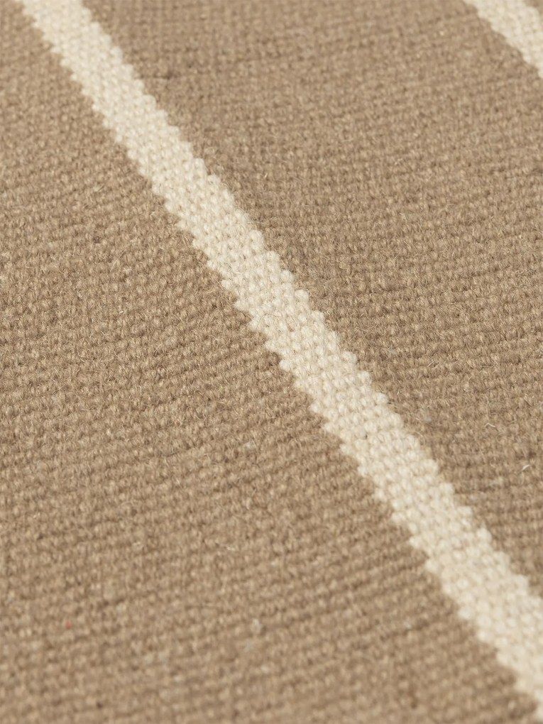 Ferm Living Vlnená rohožka Kelim Sand 50 x 70 cm