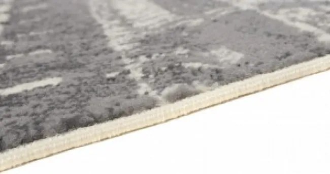 Koberec QMEGA PP CRM T368A biely