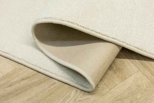 Metrážny koberec FOREST 70 krémový