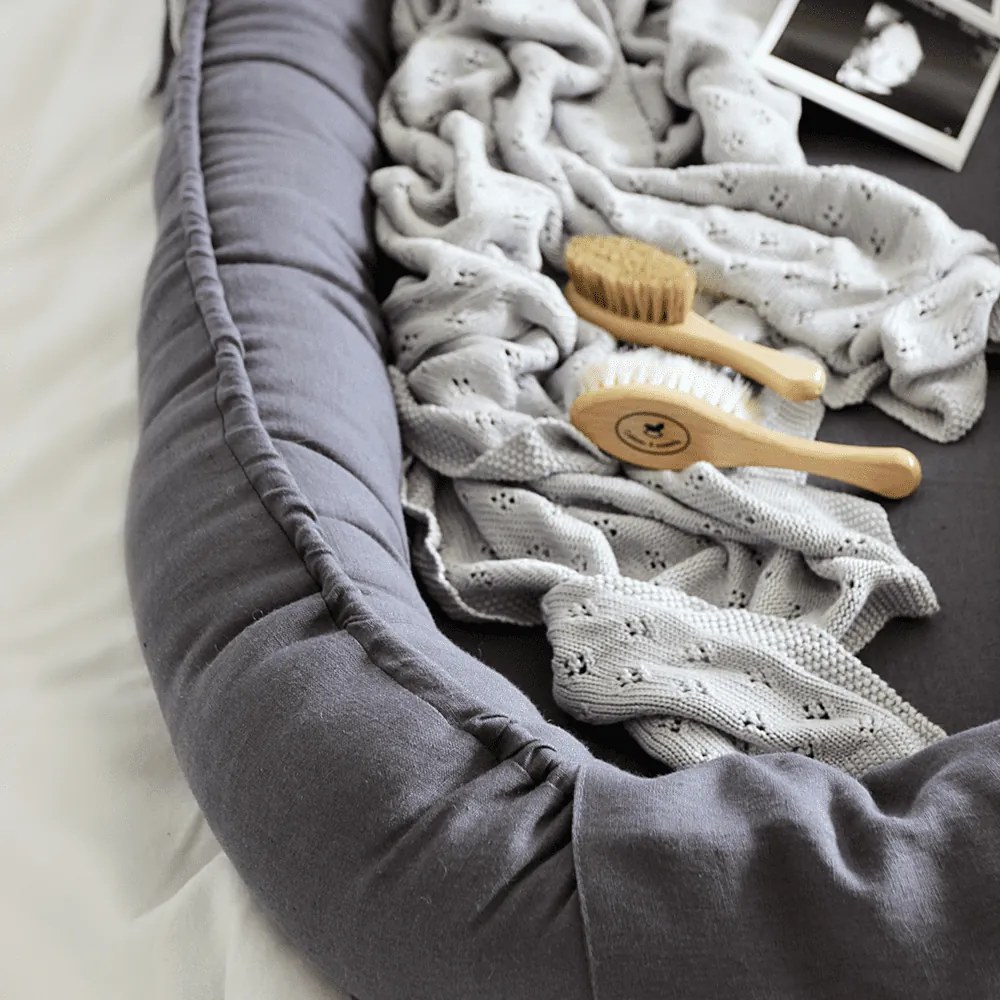 Bambusová prikrivka svetlo šedá 80×100 cm