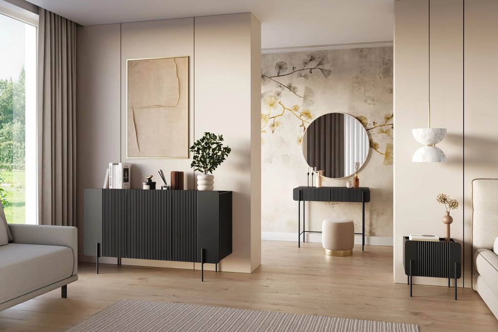 Komoda Malmi 150 cm trojdverová - čierny mat / čierne nohy