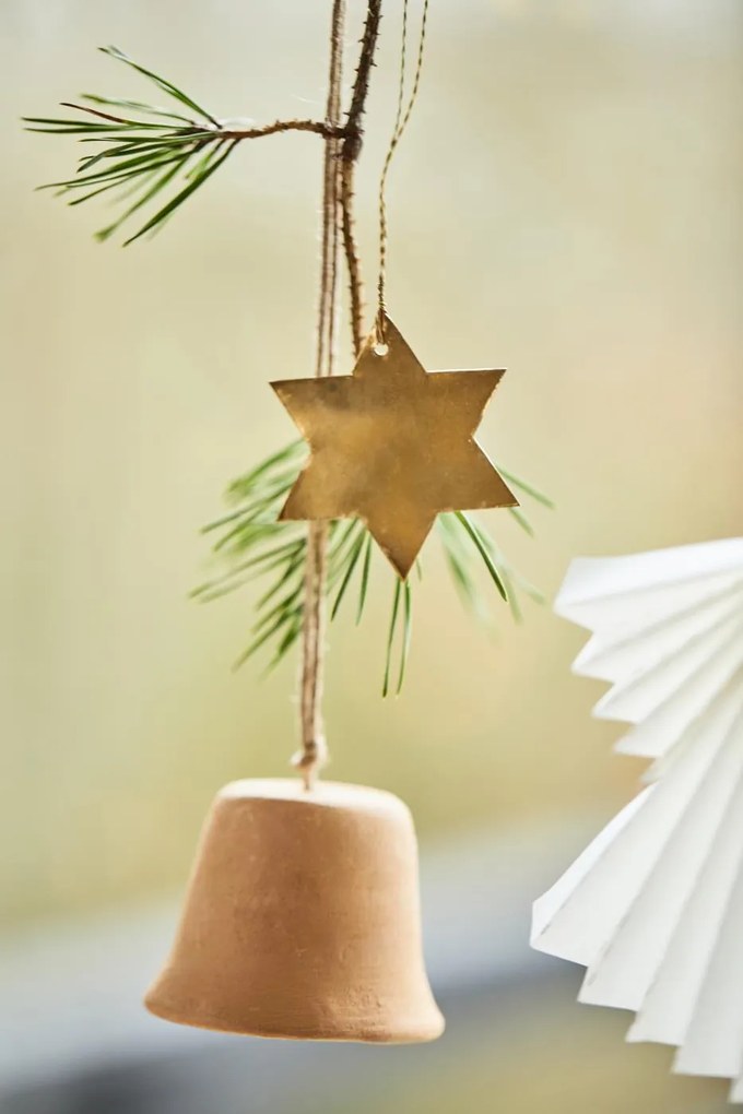 IB Laursen Závesná hlinená ozdoba CHRISTMAS BELL hnedá