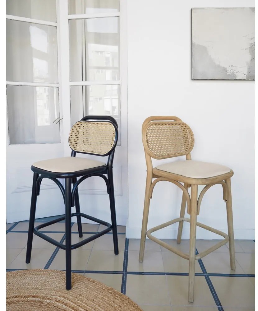 Barová stolička z dubového dreva v prírodnej farbe (výška sedadla 65 cm) Doriane – Kave Home