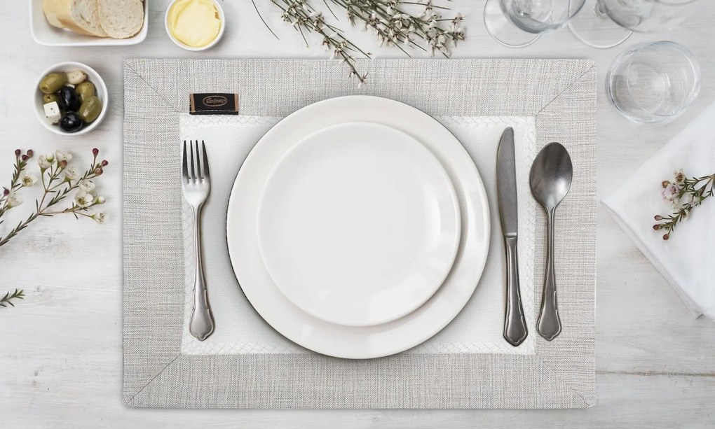 SADA 4 KS PRESTIERANIE NA STÔL EMMA 30X40 CM BIELY