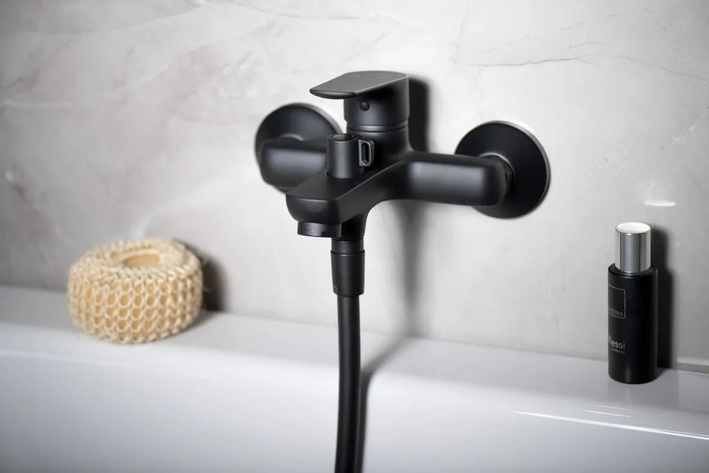 Aqualine Aqualine, LOTTA Nástenná vaňová batéria, rozteč 150mm, čierna matná, LT610B