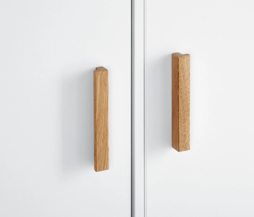 Šatníková skriňa