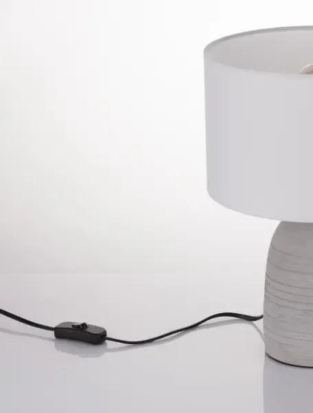 Rustikálna stolová lampa Chempo