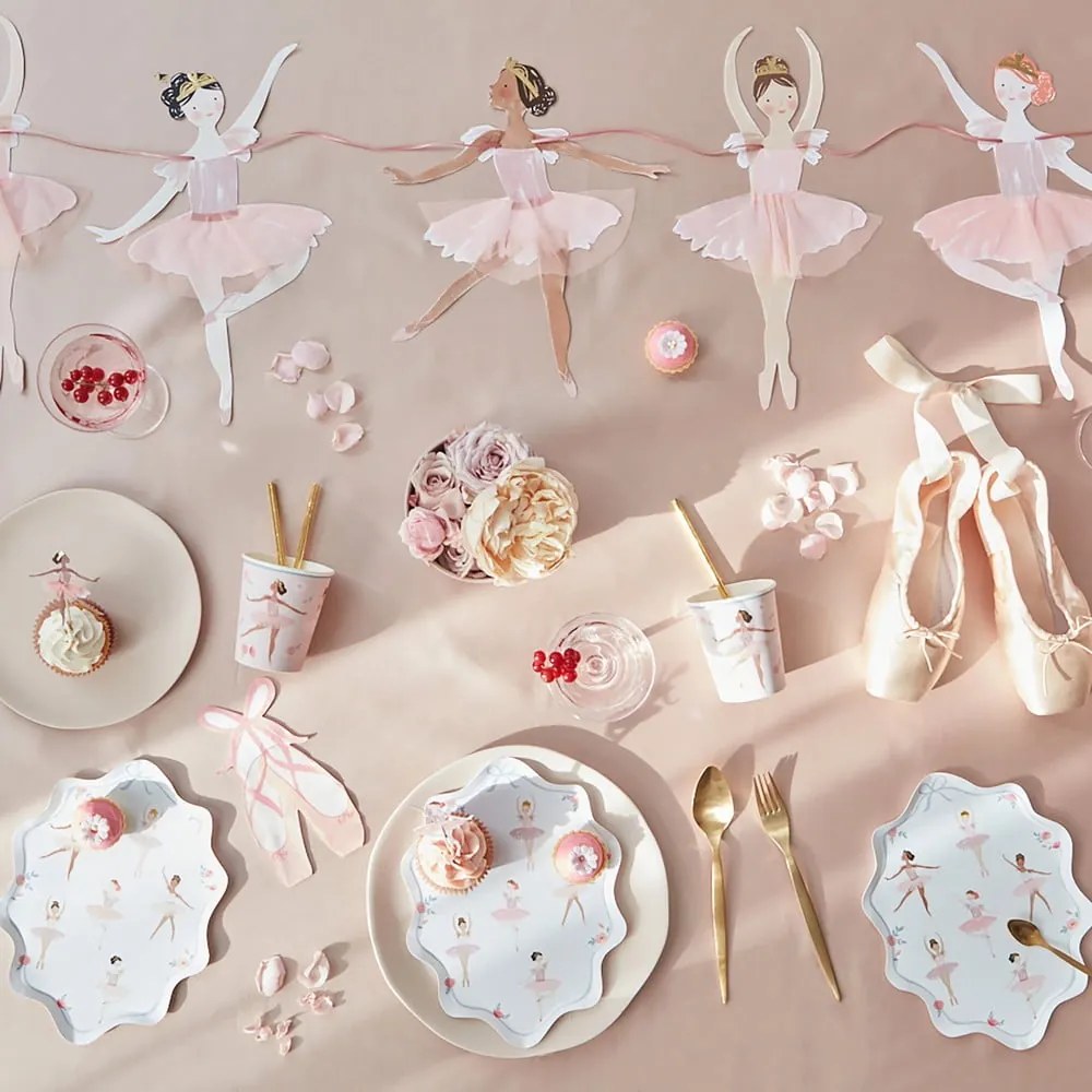 Papierové jednorazové tácky v súprave 8 ks Ballerina – Meri Meri