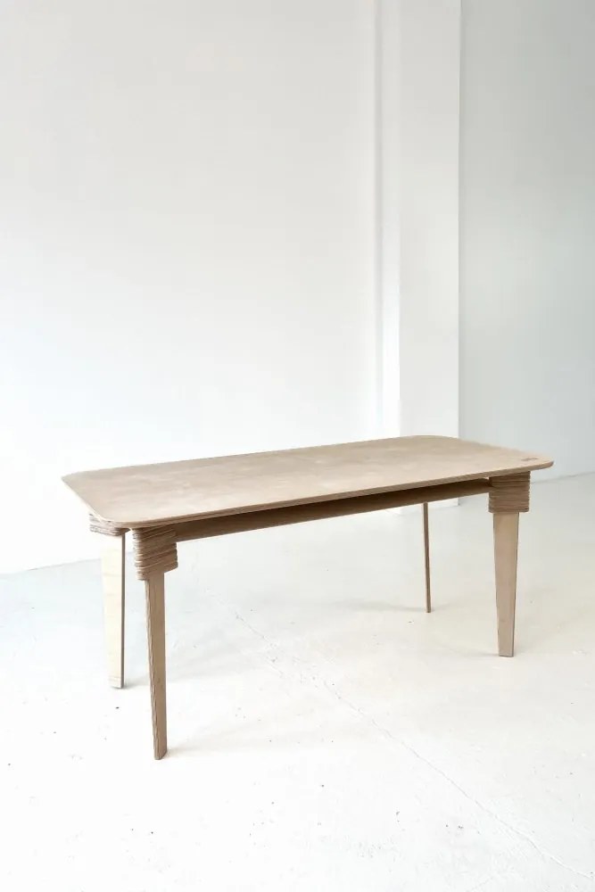 Nastaviteľný stôl pre deti