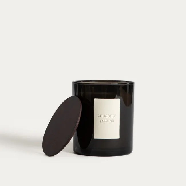 Sviečka URBAN LEATHER Midnight Jasmine 781056