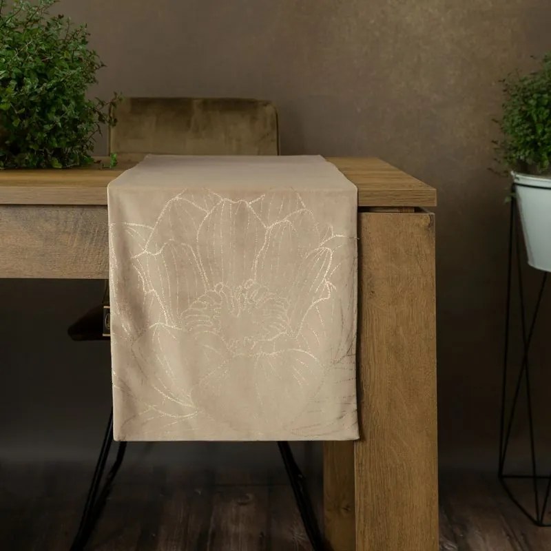 Dekorstudio Elegantný zamatový behúň na stôl BLINK 13 béžový Rozmer behúňa (šírka x dĺžka): 35x180cm