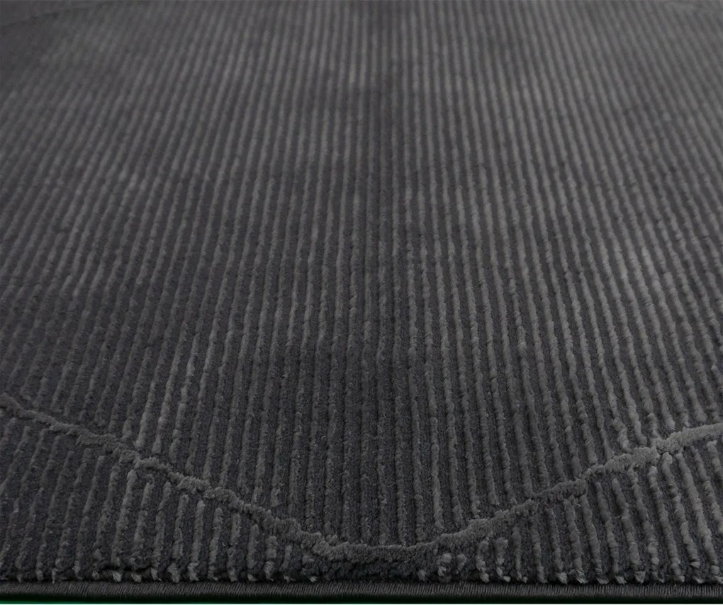 BE Koberec Zurich 1903 DARK GREY – sivý obdĺžnikový Rozmer: 140x190 cm