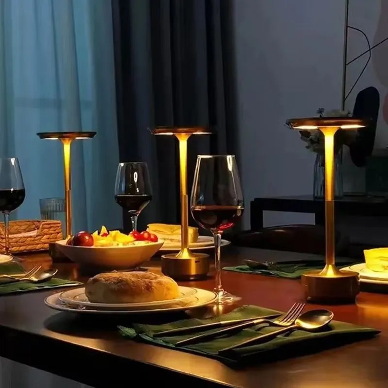 Toolight Toolight, bezdrôtová USB dotyková nočná lampa APP1372-T, zlatá matná, OSW-08636