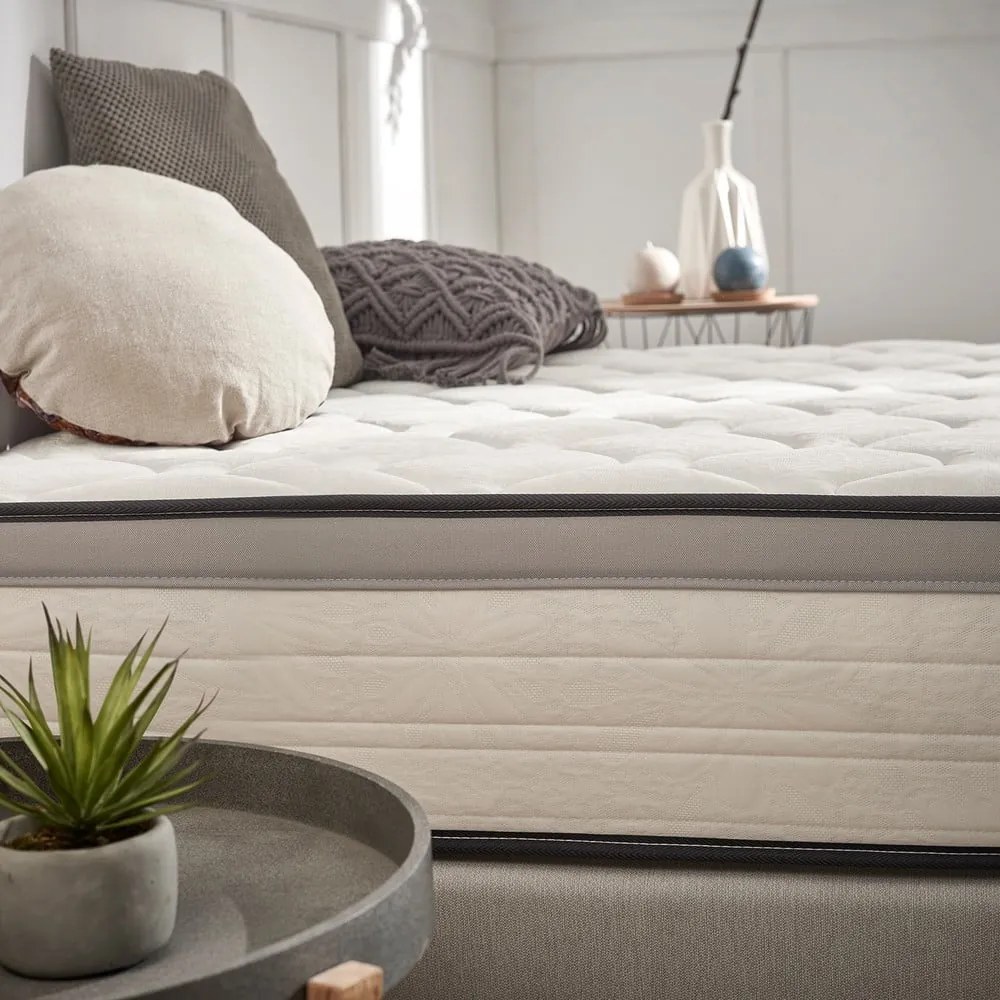 Stredne tvrdý penový matrac 140x200 cm Premium Hotel Edition – Moonia