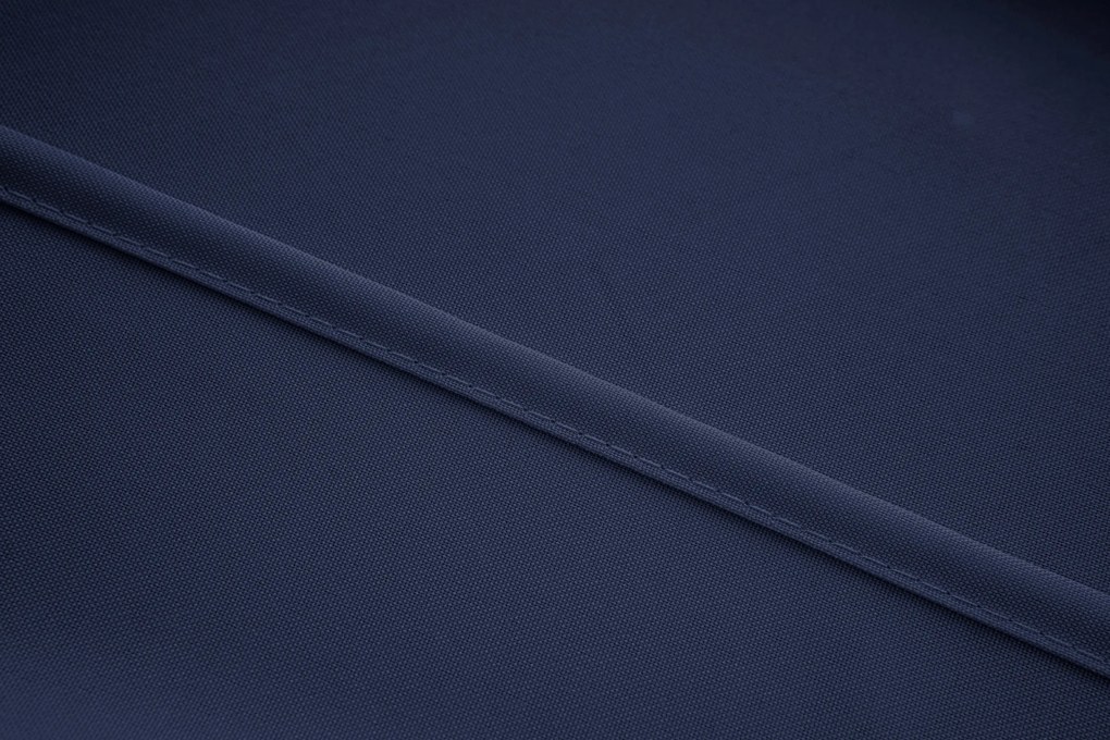 Tmavomodrý záves OXFORD 140x250 cm Zavesenie: Kovové krúžky